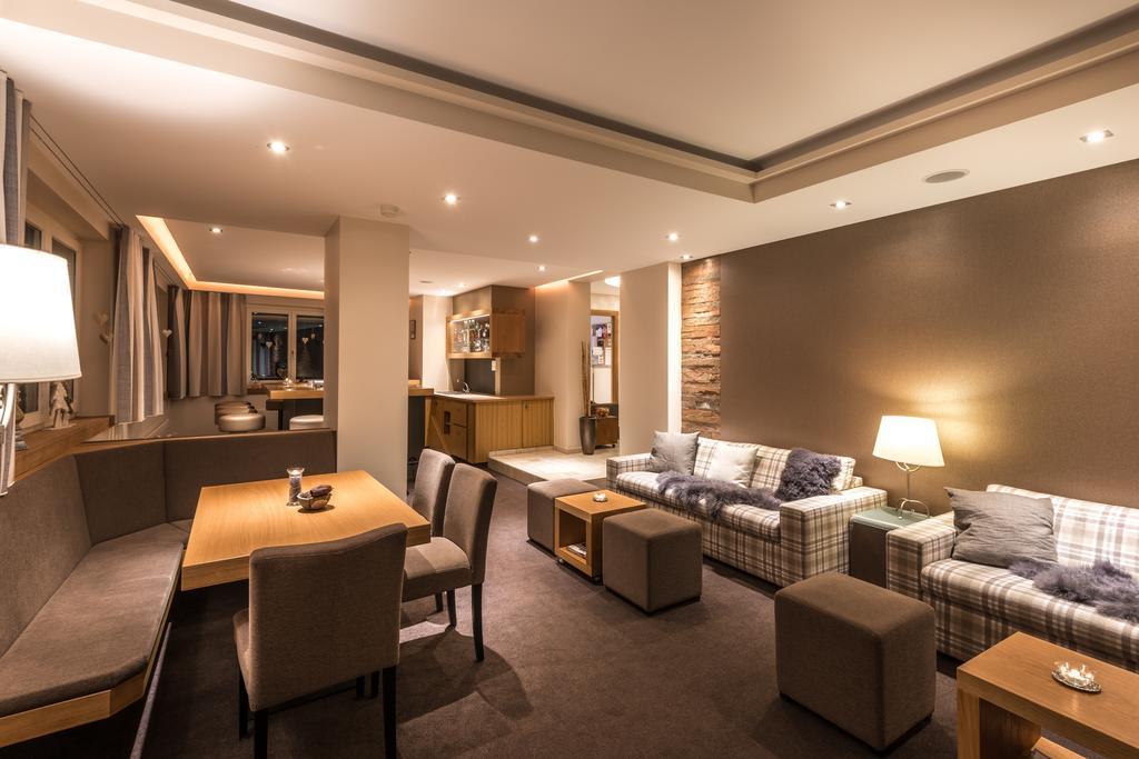 Hotel Mistral Superior Saas-Fee Esterno foto